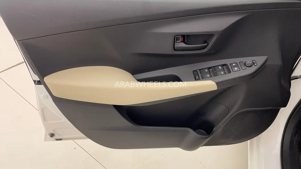 Toyota Yaris 2023 for Sale in Dubai Image-18