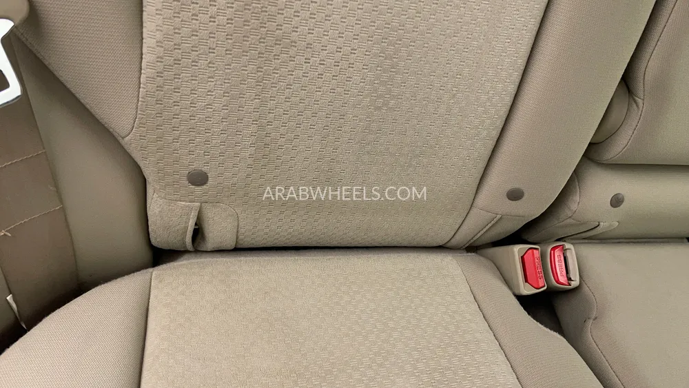 Honda CR-V 2016 for Sale in Dubai Image-33