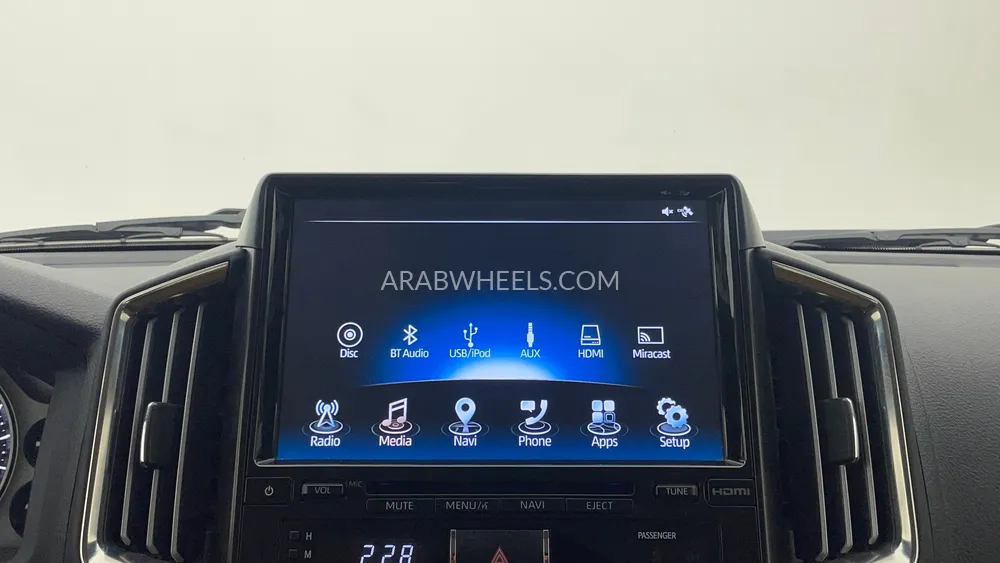 تويوتا لاند كروزر 2021 for Sale in دبي Image-15