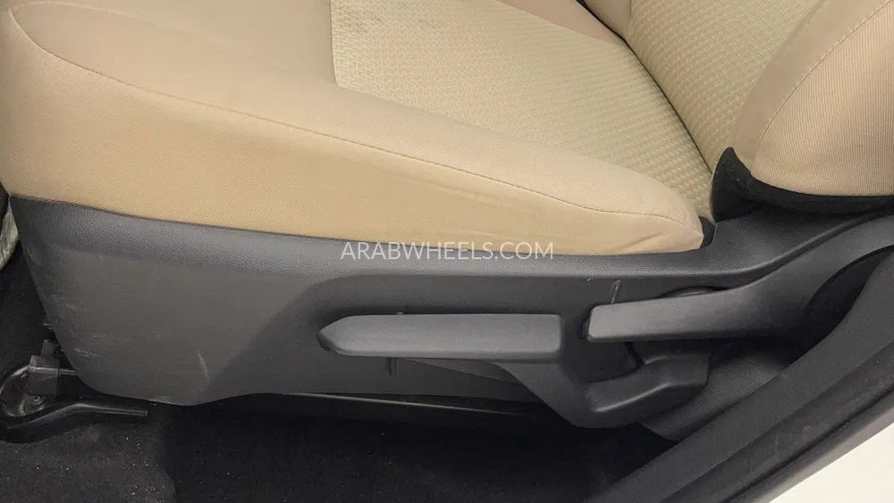 Toyota Yaris 2024 for Sale in Dubai Image-19