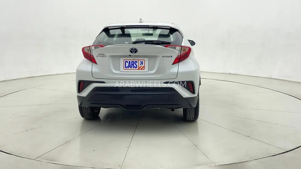 Toyota C-HR 2023 for Sale in Dubai Image-4