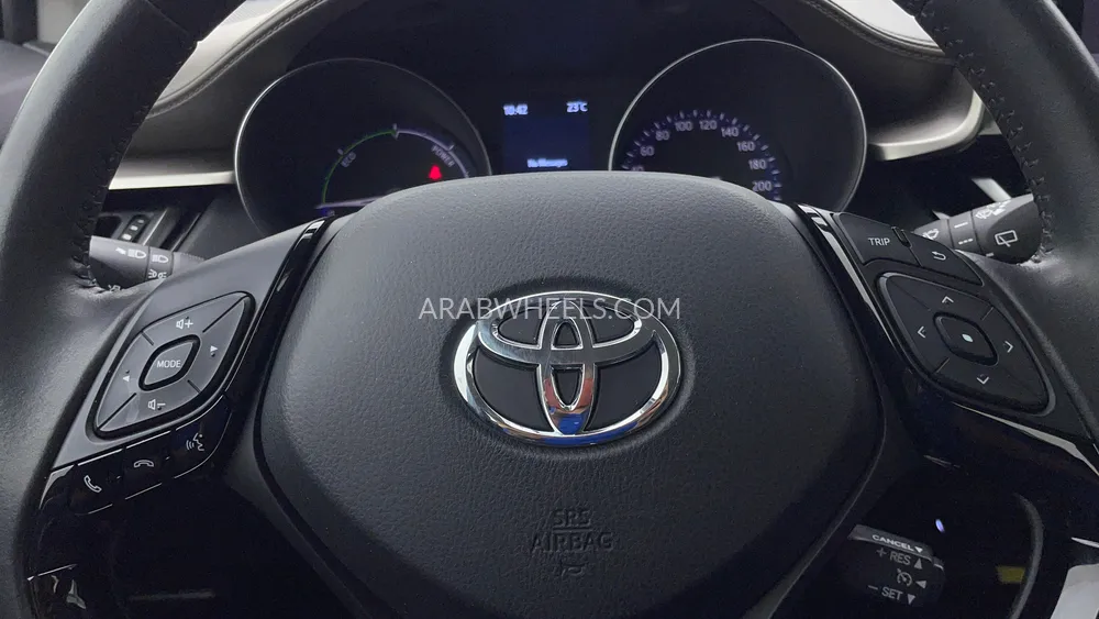Toyota C-HR 2023 for Sale in Dubai Image-41