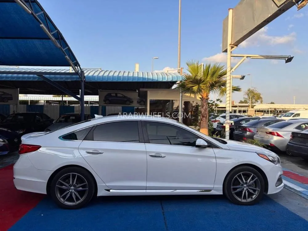 Hyundai Sonata 2015 for Sale in Ajman Image-15