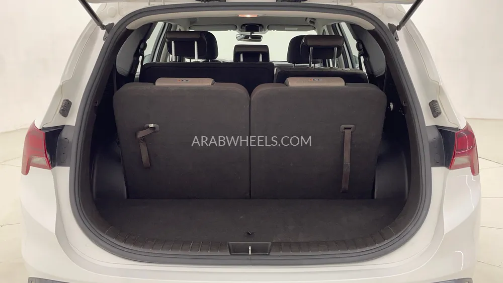 هيونداي سانتا في 2023 for Sale in دبي Image-26