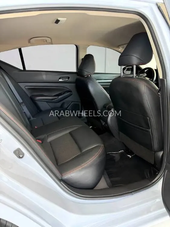 Nissan Altima 2023 for Sale in Abu Dhabi Image-3