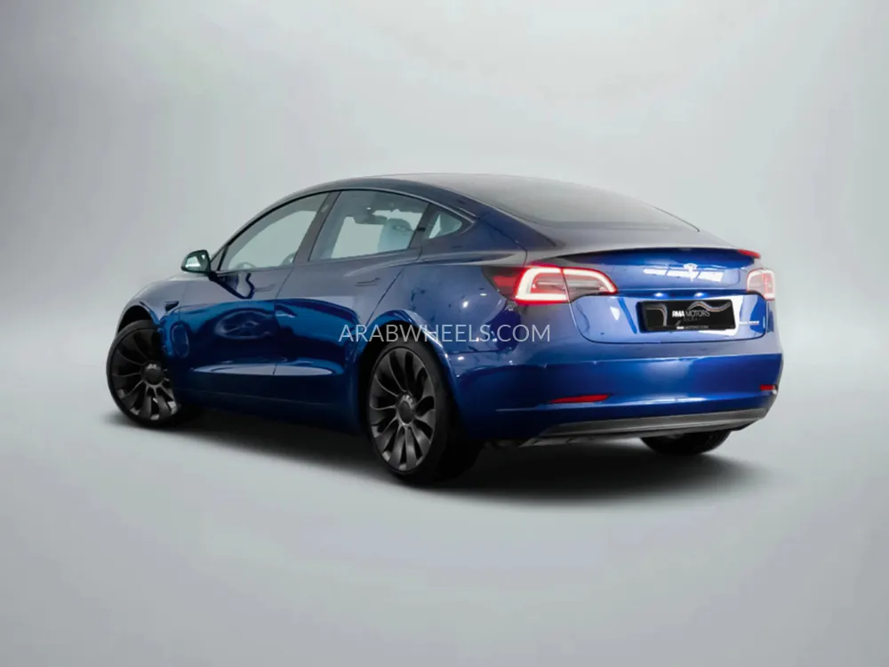Tesla Model 3 2023 for Sale in Dubai Image-2