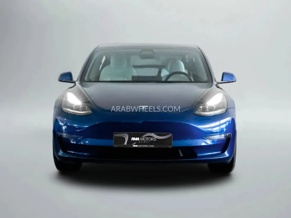 Tesla Model 3 2023 for Sale in Dubai Image-3