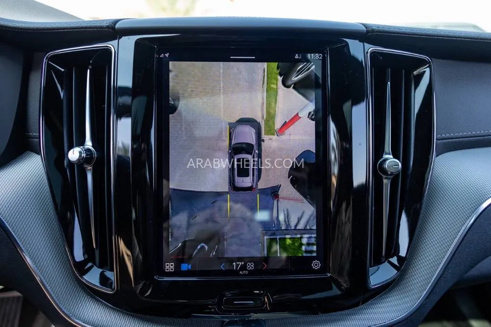 Volvo XC60 2023 for Sale in Dubai Image-20