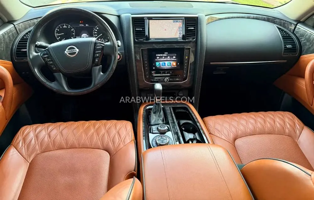 Nissan Patrol 2021 for Sale in Dubai Image-12
