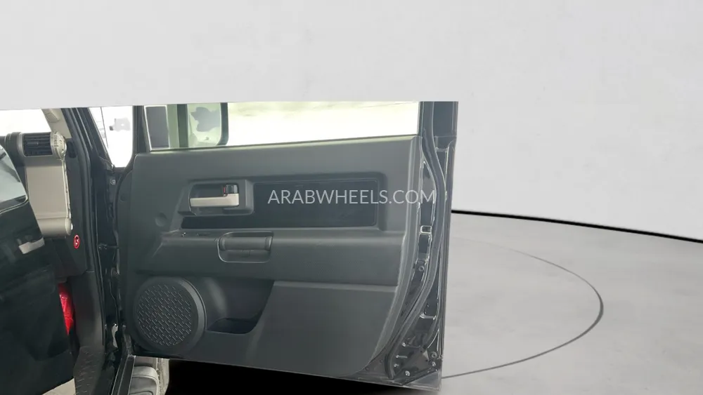 Toyota FJ Cruiser 2020 for Sale in Dubai Image-25