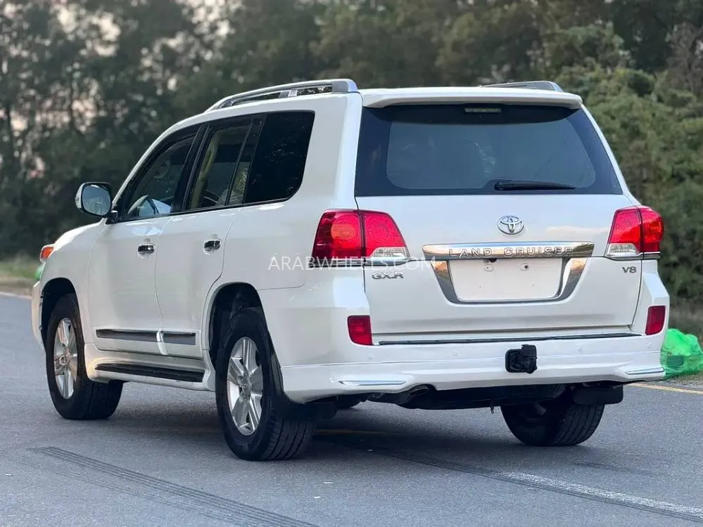 تويوتا لاند كروزر 2013 for Sale in الشارقة Image-4