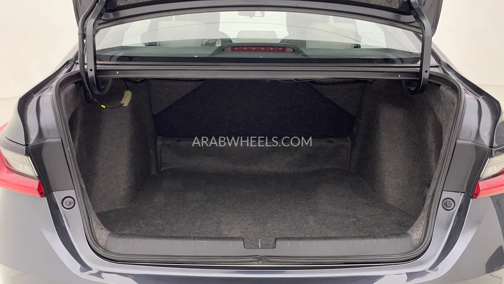 Honda City 2024 for Sale in Dubai Image-27