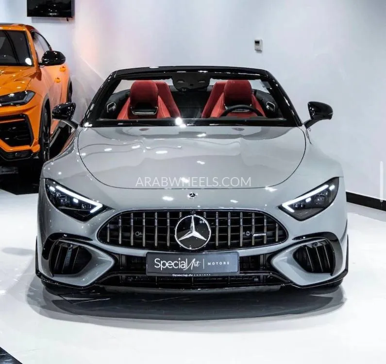 Mercedes Benz SL Class 2022 for Sale in Dubai Image-4