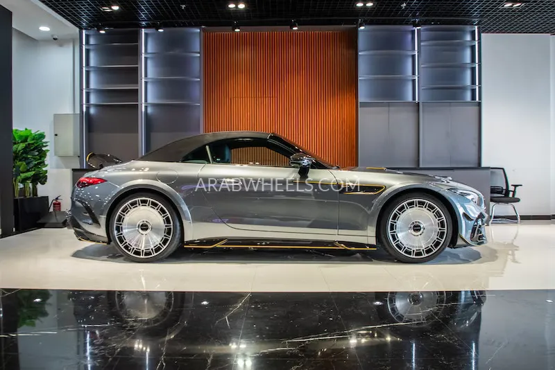 Mercedes Benz SL Class 2022 for Sale in Dubai Image-6