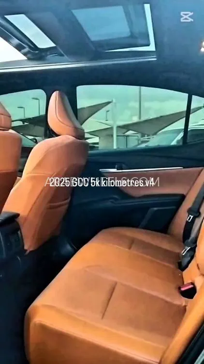 Toyota Camry 2025 for Sale in Sharjah Image-8