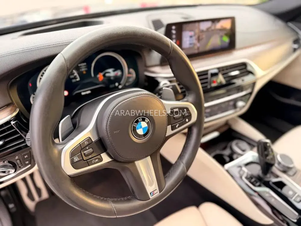BMW 5 series 2018 for Sale in Dubai Image-3