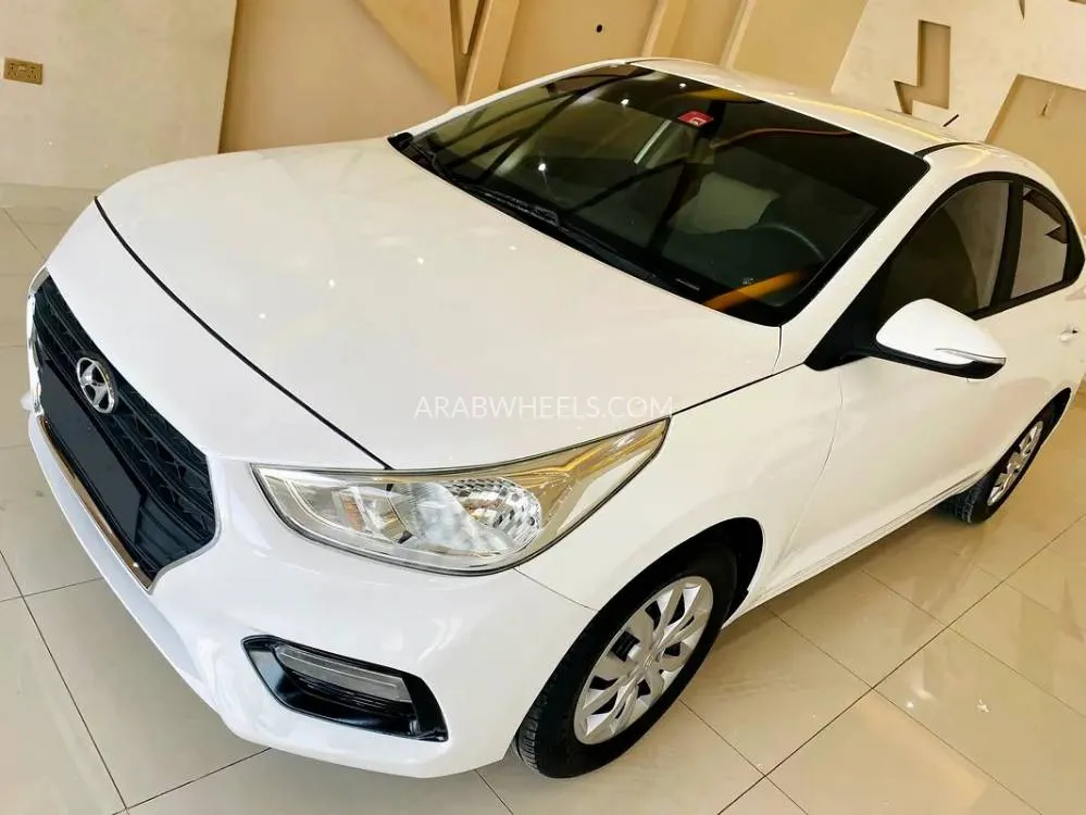 Hyundai Accent 2019 for Sale in Sharjah Image-4