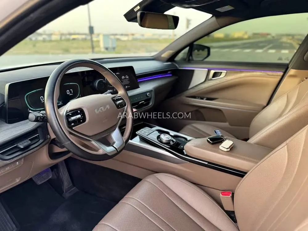 Kia K8 2022 for Sale in Sharjah Image-8
