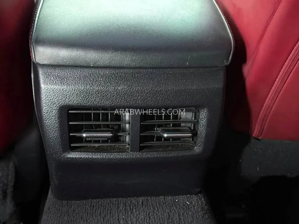 Lexus IS 2015 for Sale in Dubai Image-5