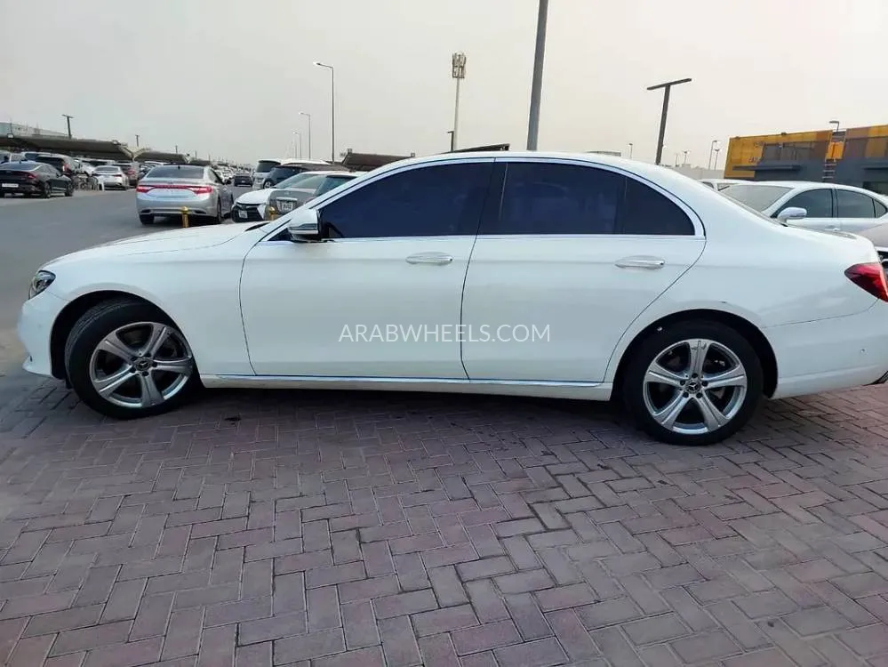 Mercedes Benz E Class 2017 for Sale in Sharjah Image-10