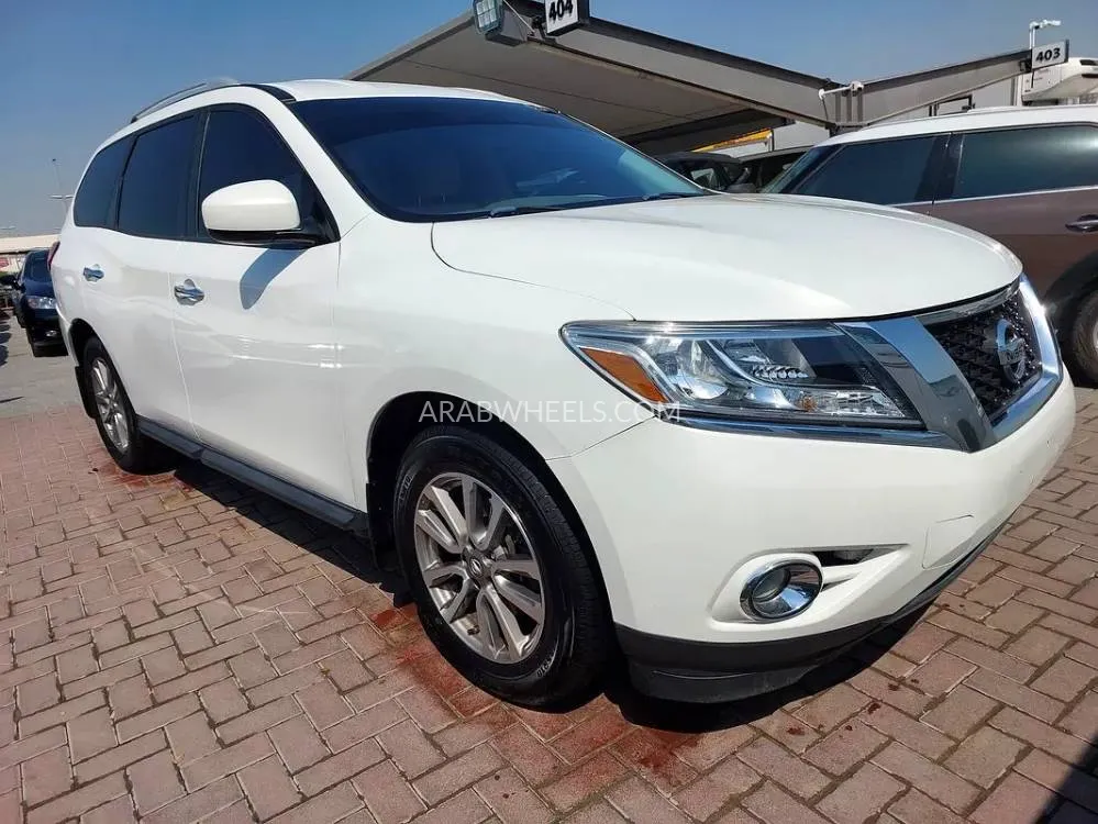 Nissan Pathfinder 2014 for Sale in Sharjah Image-11