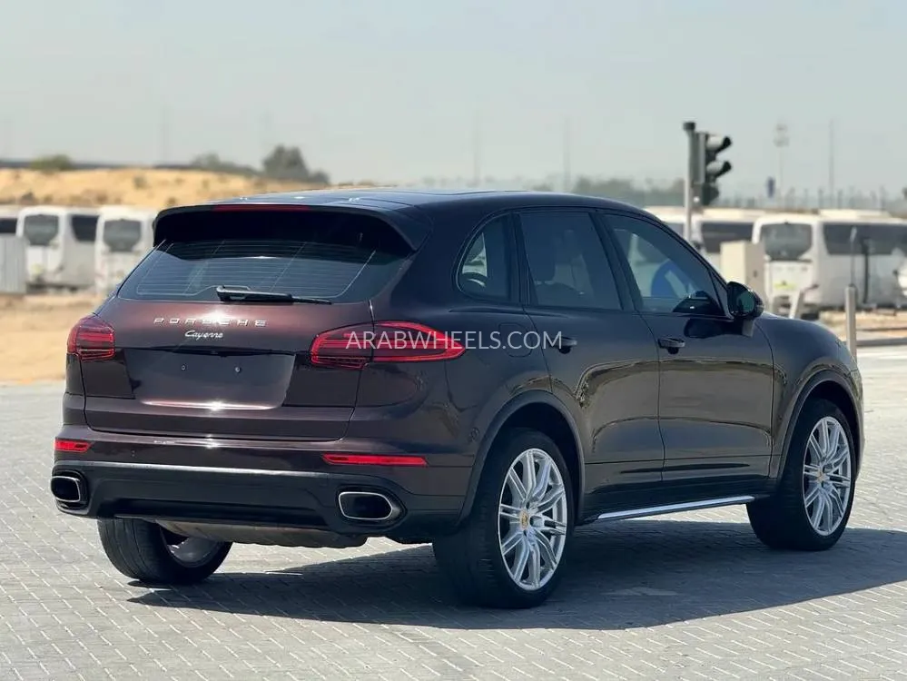 Porsche Cayenne 2016 for Sale in Sharjah Image-13