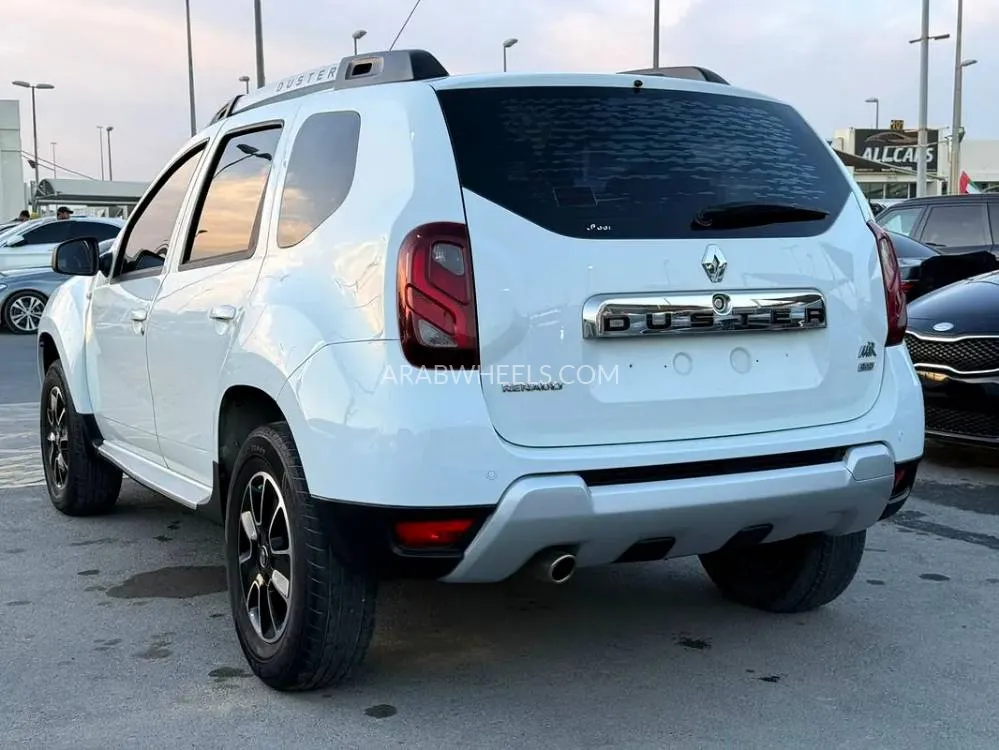Renault Duster 2018 for Sale in Dubai Image-13