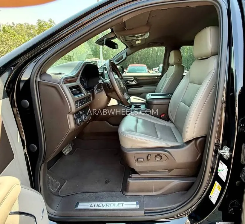 Chevrolet Tahoe 2021 for Sale in Sharjah Image-7