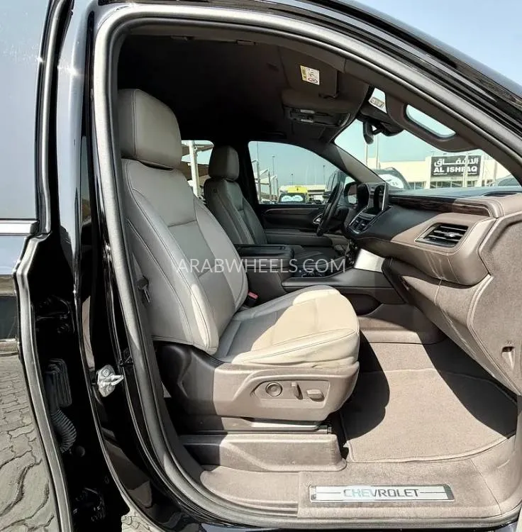 Chevrolet Tahoe 2021 for Sale in Sharjah Image-16