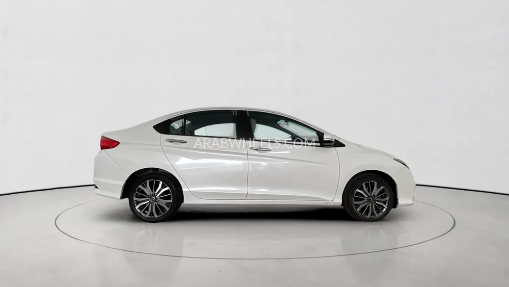 Honda City 2019 for Sale in Dubai Image-8