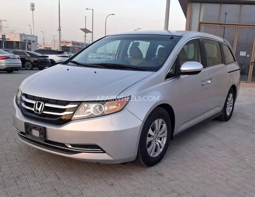 Honda Odyssey 2015 for Sale in Abu Dhabi Image-9