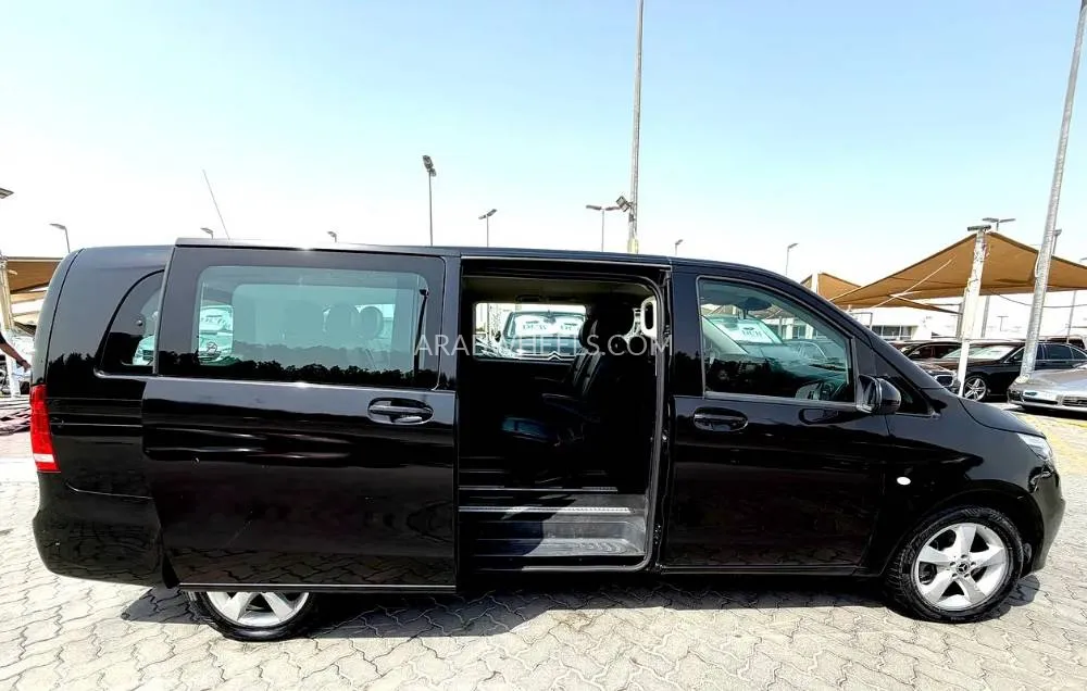 مرسيدس بنز فيتو 2020 for Sale in الشارقة Image-9