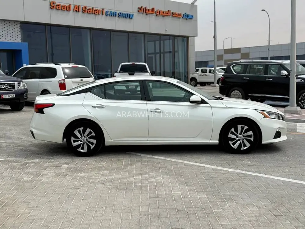 Nissan Altima 2020 for Sale in Abu Dhabi Image-7