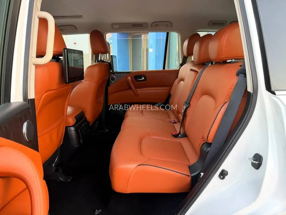 Nissan Patrol 2023 for Sale in Abu Dhabi Image-11