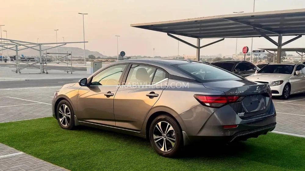 Nissan Sentra 2022 for Sale in Ajman Image-5