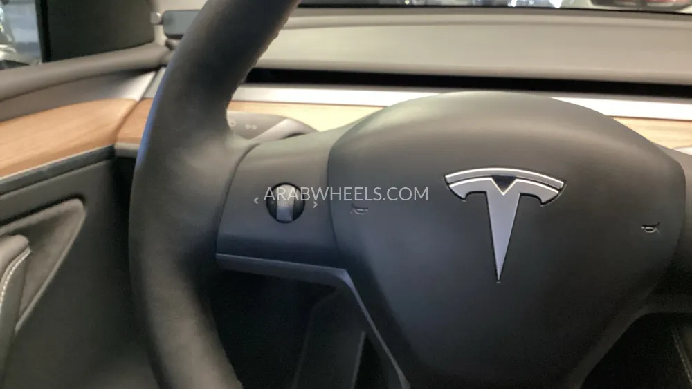 Tesla Model Y 2023 for Sale in Sharjah Image-27