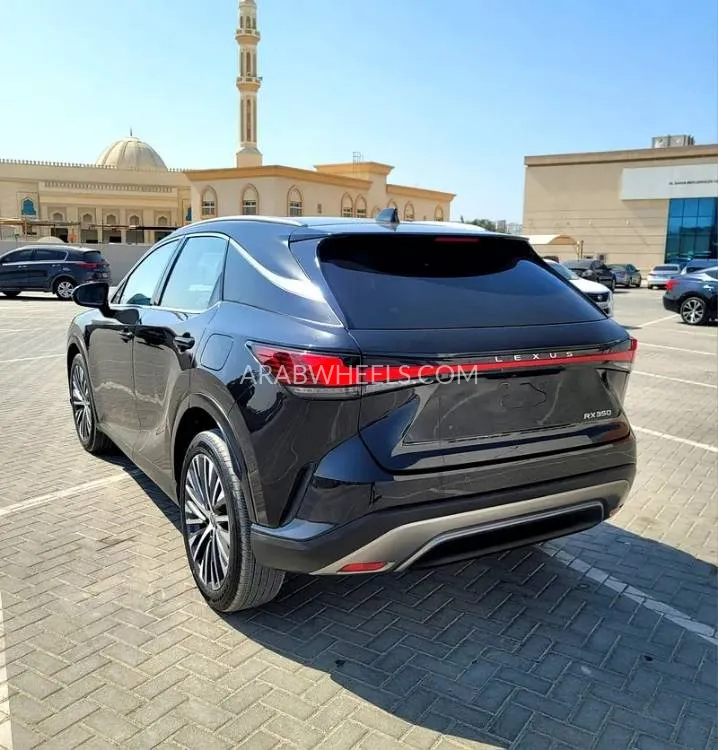 Lexus RX 2023 for Sale in Sharjah Image-12