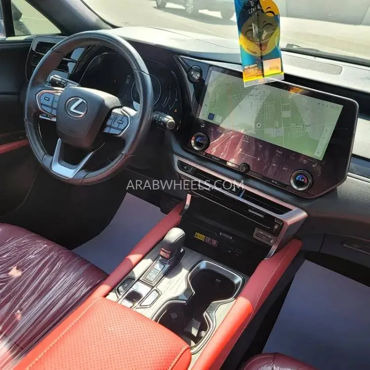 Lexus RX 2023 for Sale in Sharjah Image-8