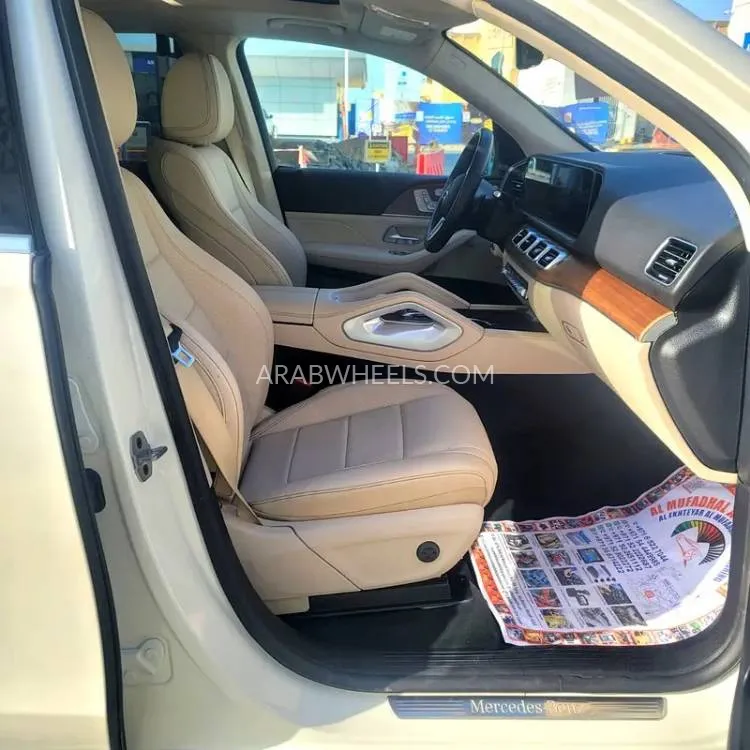 Mercedes Benz GLE Class 2022 for Sale in Sharjah Image-14