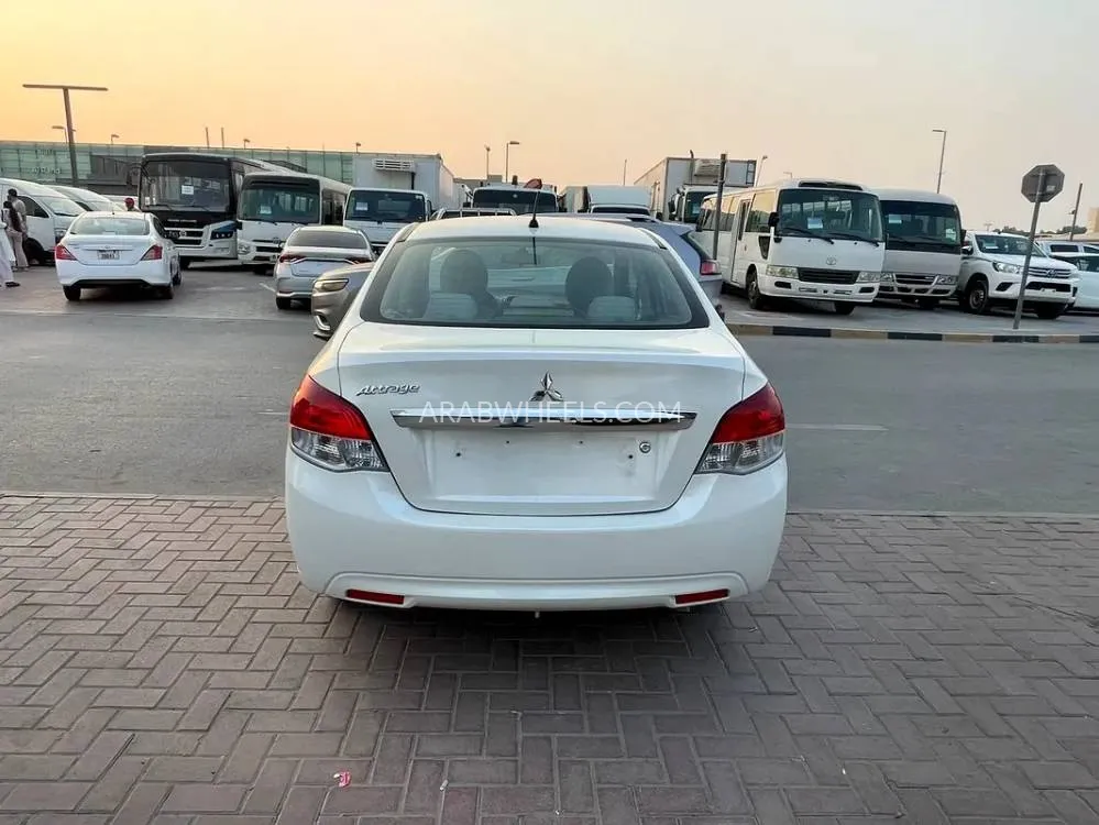 ميتسوبيشي أتراج 2019 for Sale in الشارقة Image-12