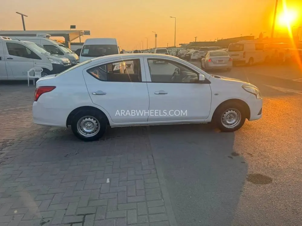 Nissan Sunny 2020 for Sale in Sharjah Image-3