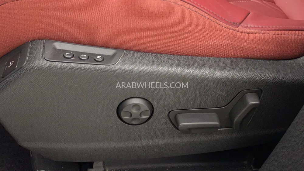 Peugeot 3008 2023 for Sale in Dubai Image-23