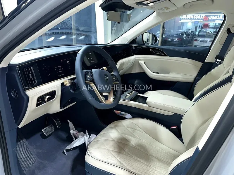 ربدان ون 2023 for Sale in أبو ظبي Image-2