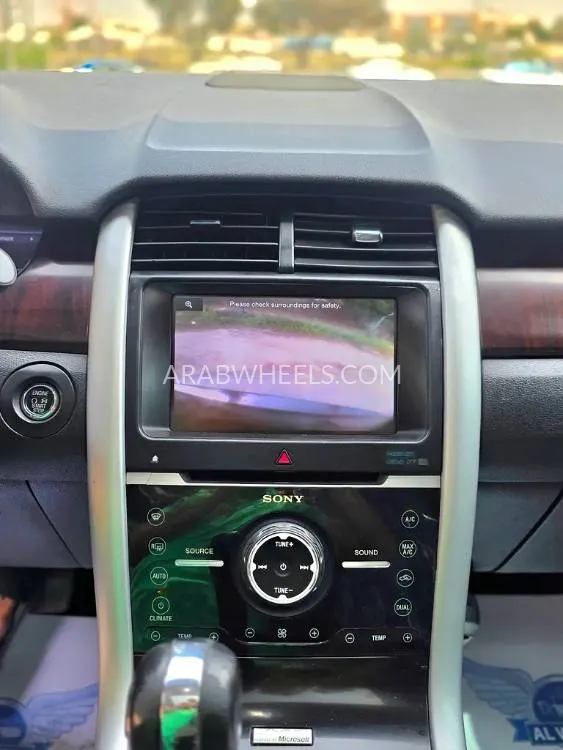Ford Edge 2013 for Sale in Sharjah Image-10