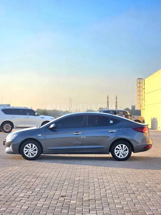 Hyundai Elantra 2020 for Sale in Sharjah Image-18
