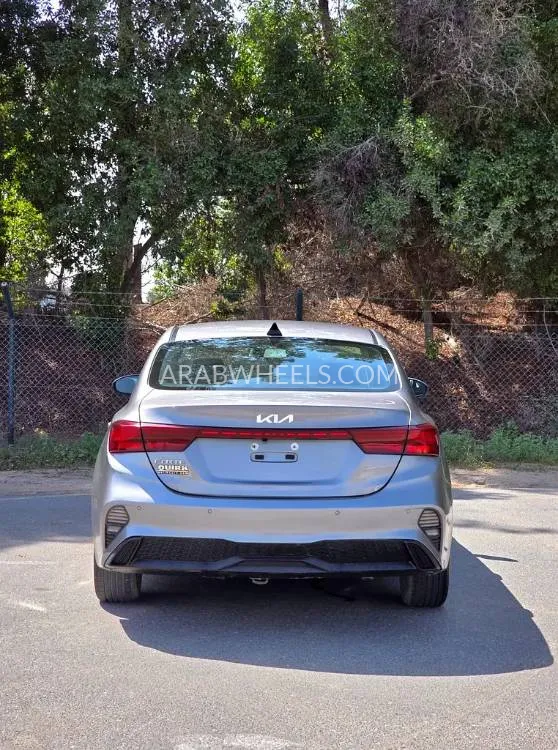 Kia Forte 2023 for Sale in Sharjah Image-17