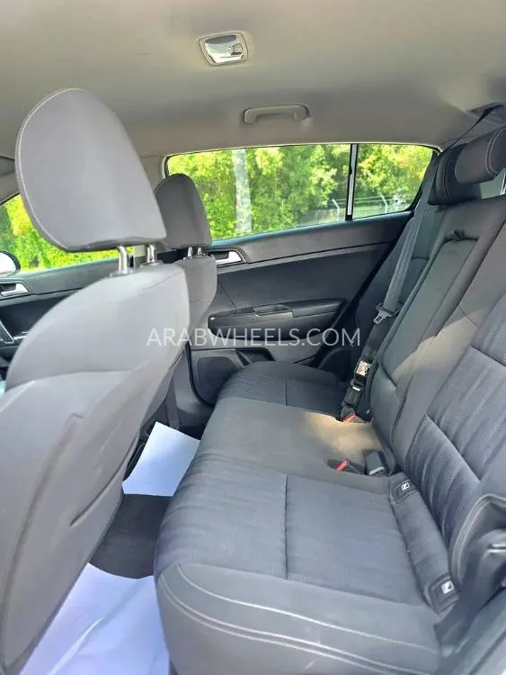 Kia Sportage 2019 for Sale in Sharjah Image-6