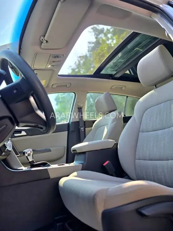 Kia Sportage 2021 for Sale in Sharjah Image-11