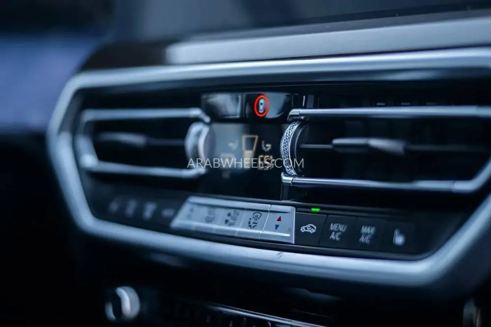 BMW X4 2024 for Sale in Dubai Image-17