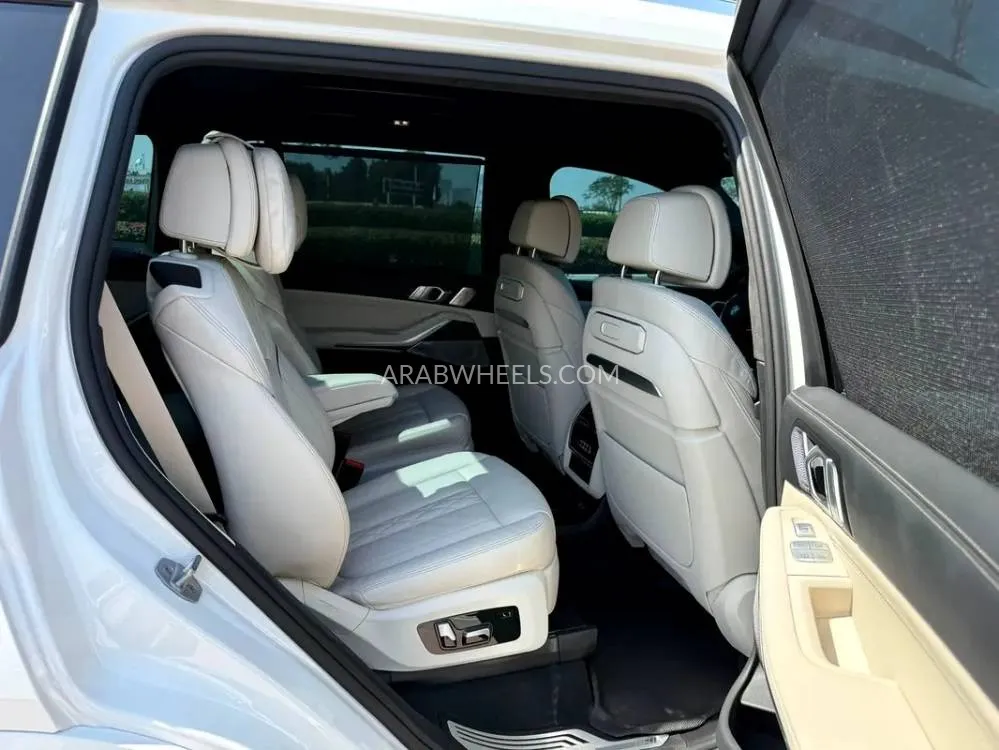 بي إم دبليو X7 2025 for Sale in دبي Image-6